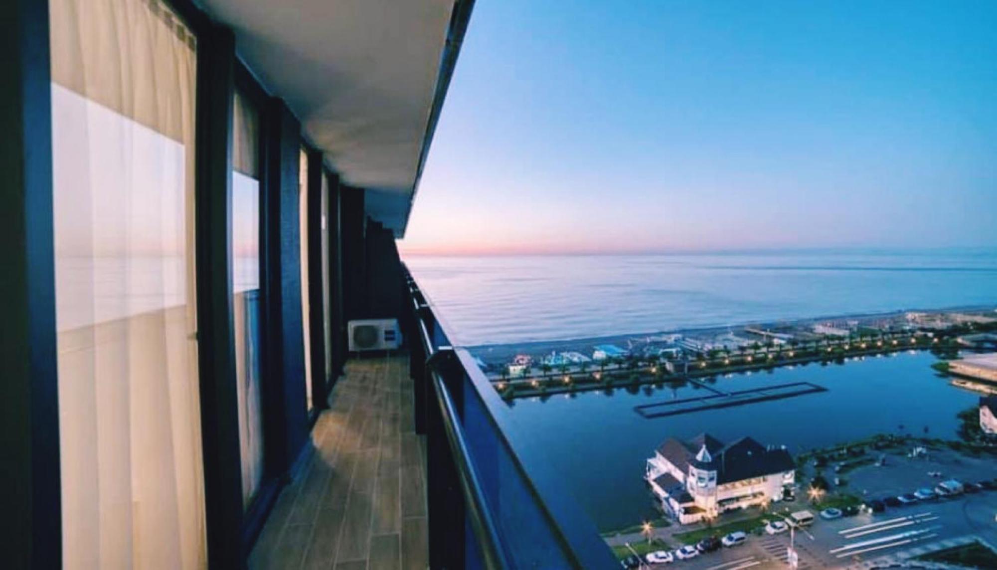 Orbi City Sea View Aparthotel Batumi Luaran gambar